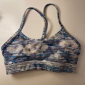 Lululemon stripped sports bra